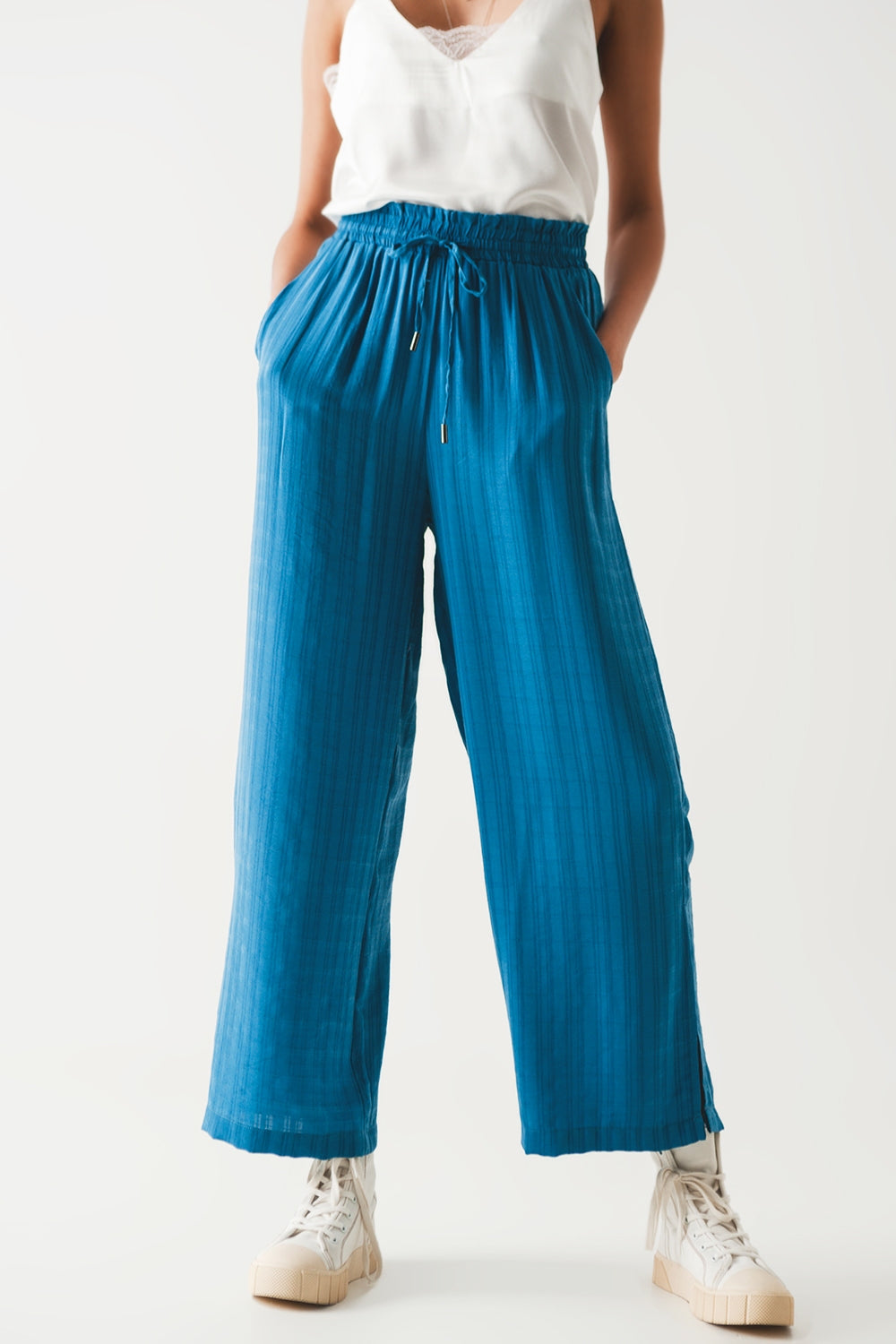 wide leg drawstring pants in blue - Trousers