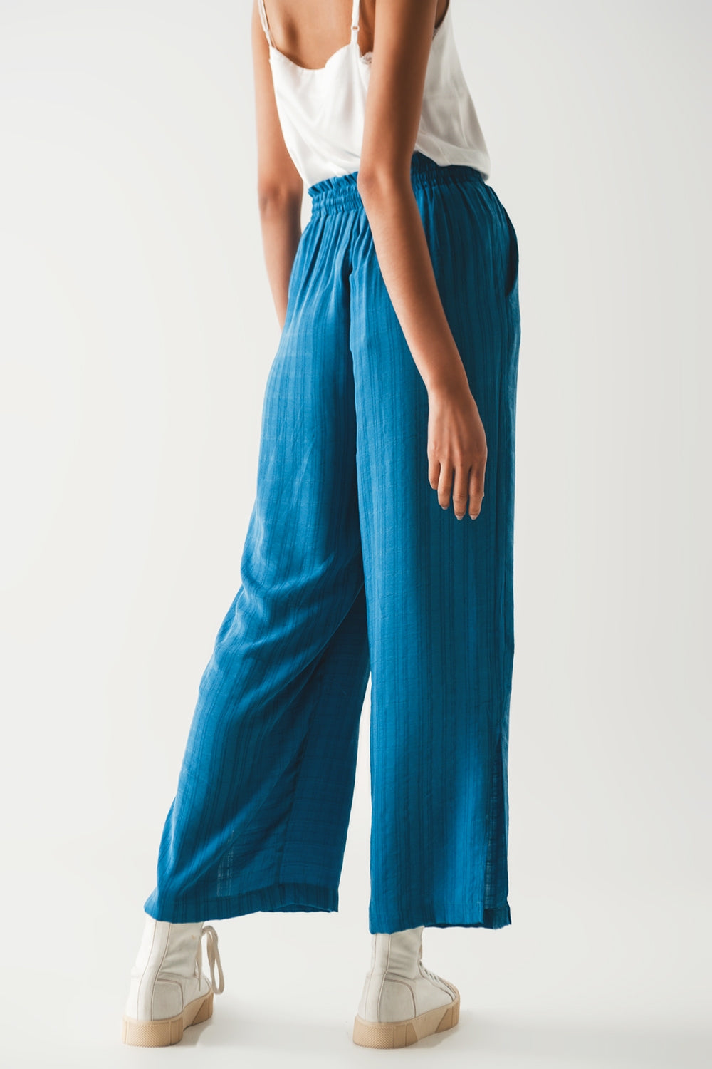 wide leg drawstring pants in blue - Trousers