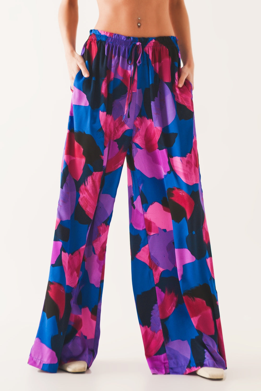 Wide leg pants in purple floral - Trousers