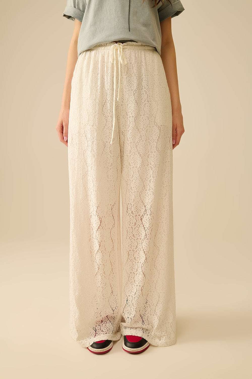 wide-legged lace pants with elastic waistband - Trousers