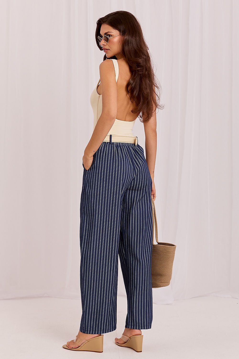 Women's Carrot Pants - Trendy Striped Trousers - Trousers