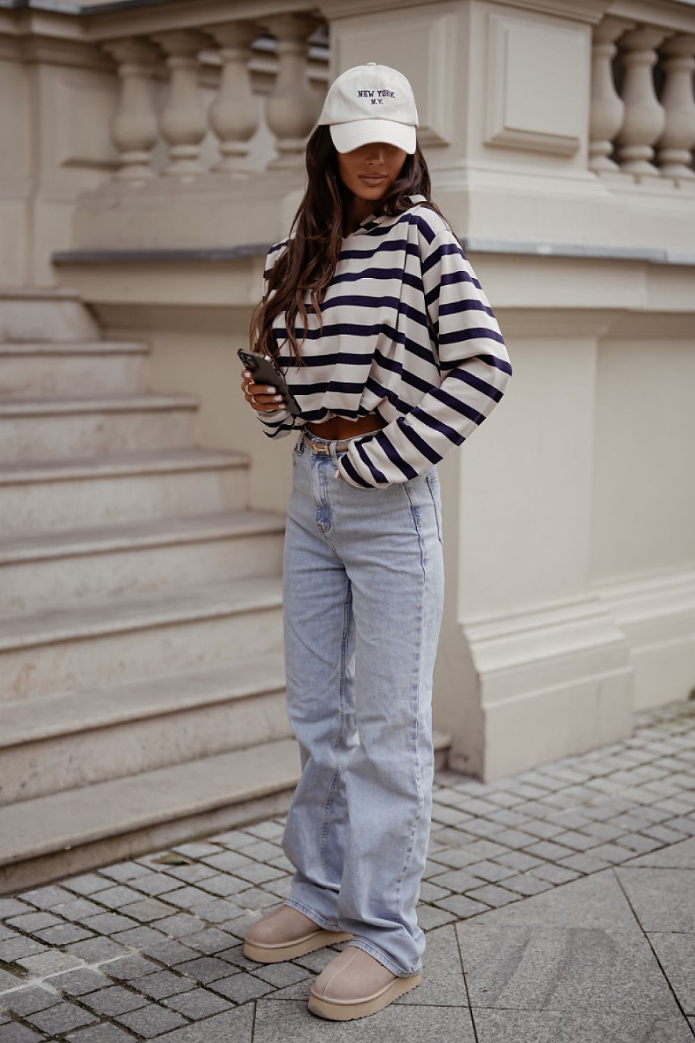 Women's Striped Sweatshirt for Stylish Comfort - Sweaters